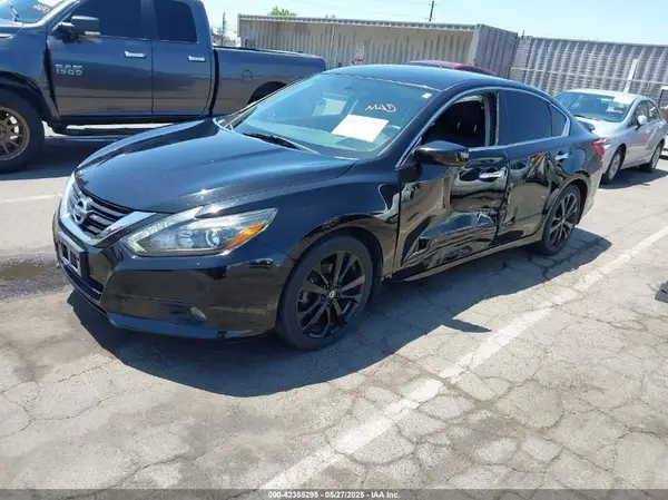 1N4AL3AP5HC242632 2017 NISSAN ALTIMA - Image 2