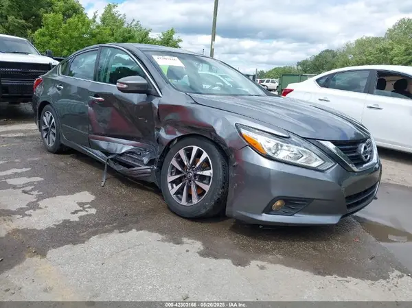1N4AL3AP5HC245434 2017 NISSAN ALTIMA - Image 1