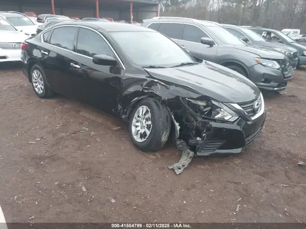 1N4AL3AP5HC246082 2017 NISSAN ALTIMA - Image 1