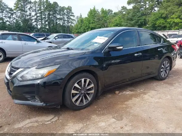 1N4AL3AP5HC246230 2017 NISSAN ALTIMA - Image 2