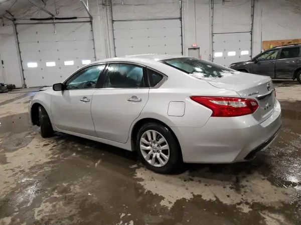 1N4AL3AP5HC247135 2017 NISSAN ALTIMA - Image 2