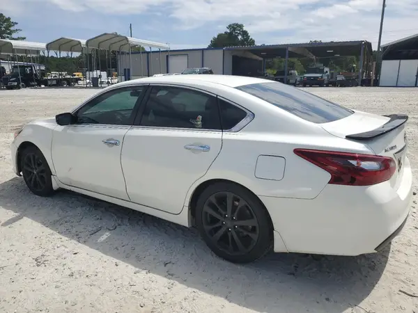 1N4AL3AP5HC248110 2017 NISSAN ALTIMA - Image 2