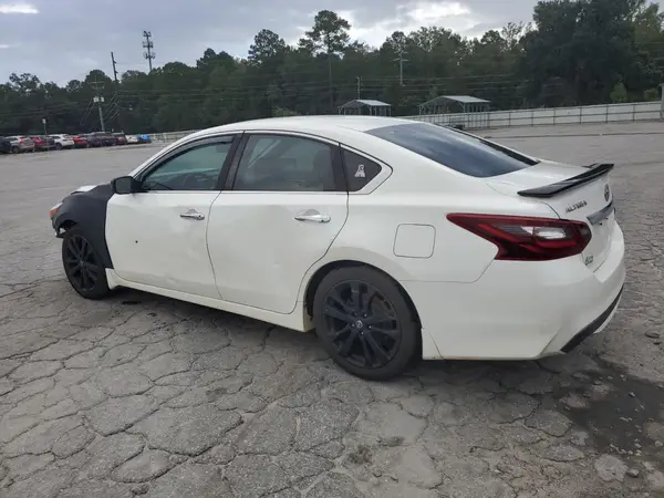 1N4AL3AP5HC250178 2017 NISSAN ALTIMA - Image 2