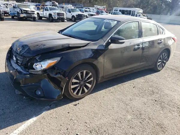 1N4AL3AP5HC250603 2017 NISSAN ALTIMA - Image 1