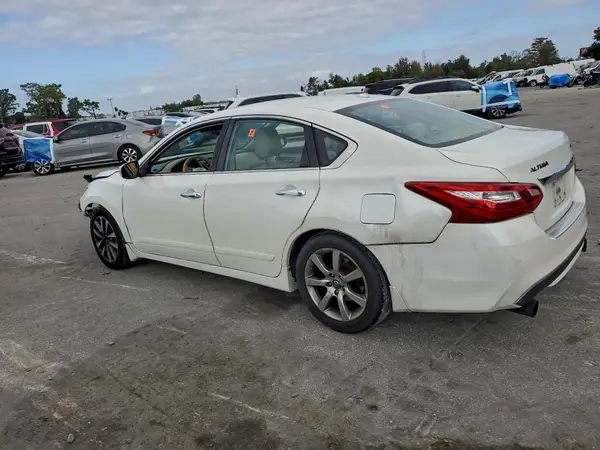 1N4AL3AP5HC254358 2017 NISSAN ALTIMA - Image 2