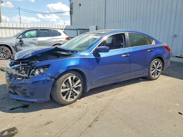 1N4AL3AP5HC255395 2017 NISSAN ALTIMA - Image 1