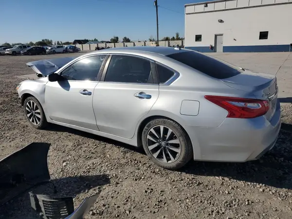 1N4AL3AP5HC255459 2017 NISSAN ALTIMA - Image 2