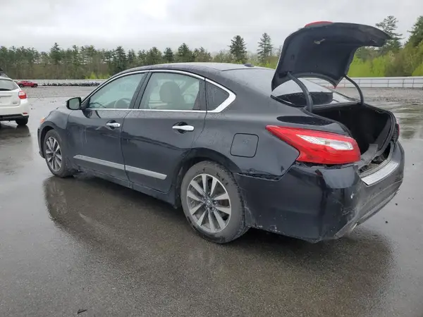 1N4AL3AP5HC255624 2017 NISSAN ALTIMA - Image 2