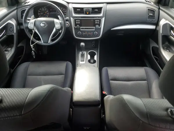 1N4AL3AP5HC256059 2017 NISSAN ALTIMA - Image 8