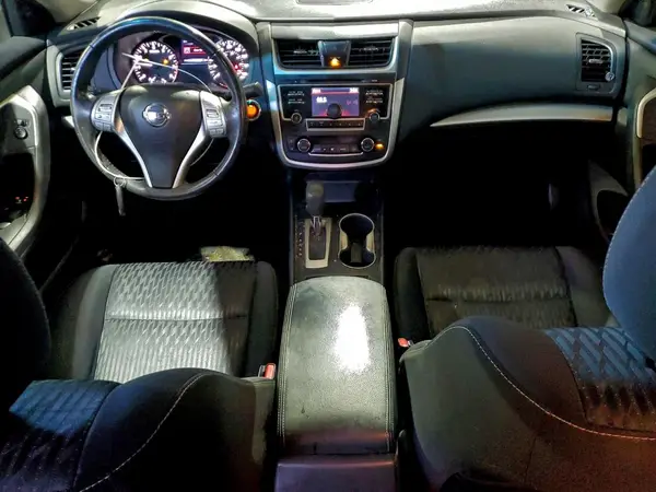 1N4AL3AP5HC256465 2017 NISSAN ALTIMA - Image 8