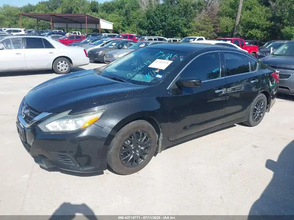 1N4AL3AP5HC258619 2017 NISSAN ALTIMA - Image 2