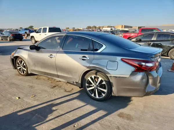 1N4AL3AP5HC258829 2017 NISSAN ALTIMA - Image 2