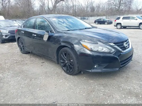1N4AL3AP5HC258846 2017 NISSAN ALTIMA - Image 1