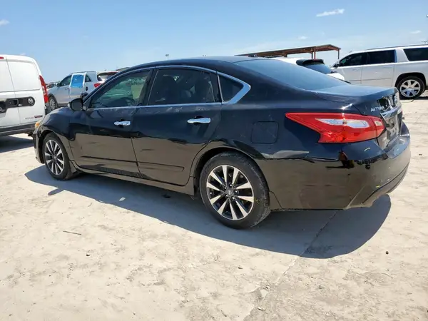 1N4AL3AP5HC260614 2017 NISSAN ALTIMA - Image 2