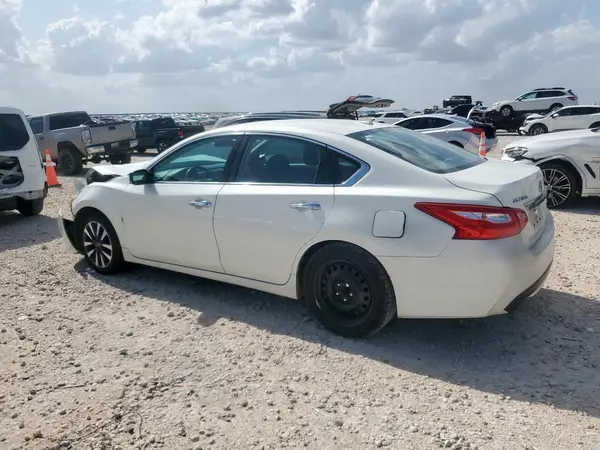 1N4AL3AP5HC261150 2017 NISSAN ALTIMA - Image 2