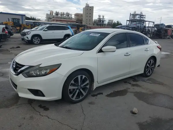 1N4AL3AP5HC261200 2017 NISSAN ALTIMA - Image 1