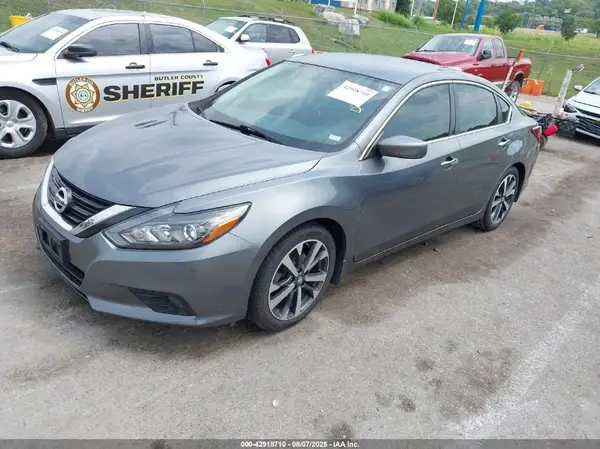 1N4AL3AP5HC261908 2017 NISSAN ALTIMA - Image 2