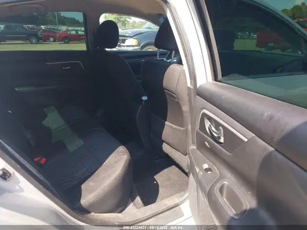 1N4AL3AP5HC262413 2017 NISSAN ALTIMA - Image 8