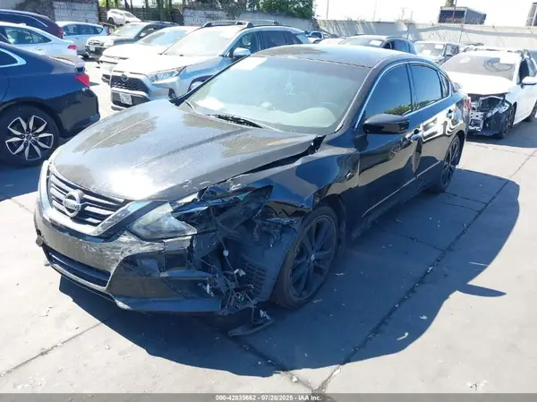 1N4AL3AP5HC263044 2017 NISSAN ALTIMA - Image 2