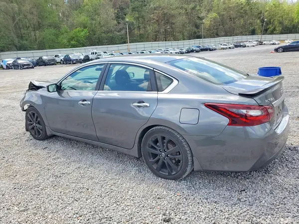 1N4AL3AP5HC264498 2017 NISSAN ALTIMA - Image 2