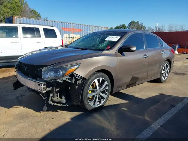 1N4AL3AP5HC269667 2017 NISSAN ALTIMA - Image 2