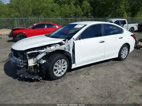 1N4AL3AP5HC270575 2017 NISSAN ALTIMA - Image 2