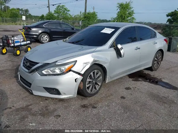 1N4AL3AP5HC272035 2017 NISSAN ALTIMA - Image 2