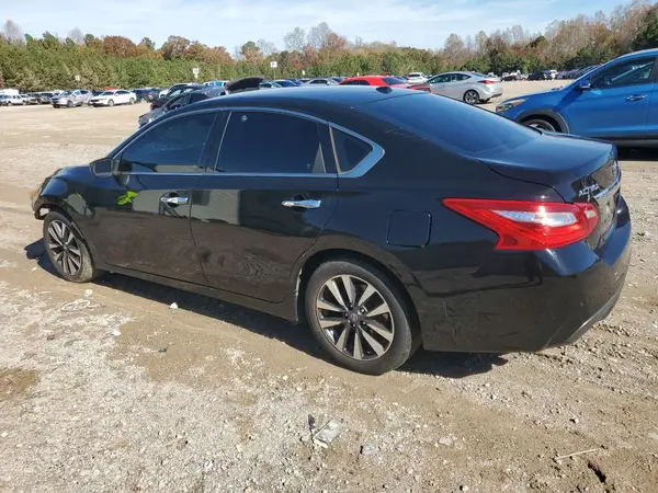 1N4AL3AP5HC279244 2017 NISSAN ALTIMA - Image 2