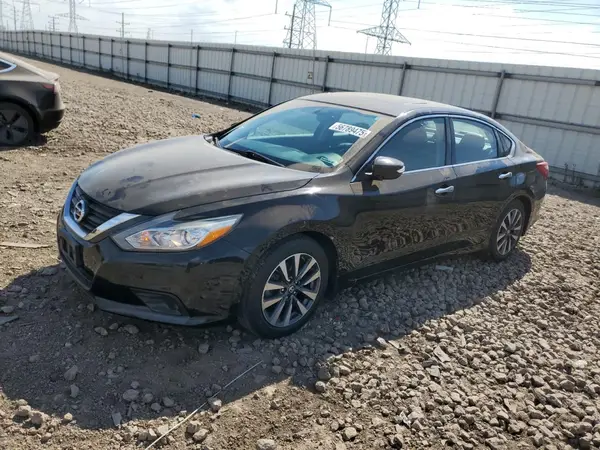 1N4AL3AP5HC279602 2017 NISSAN ALTIMA - Image 1
