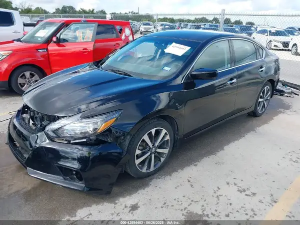 1N4AL3AP5HC280118 2017 NISSAN ALTIMA - Image 2