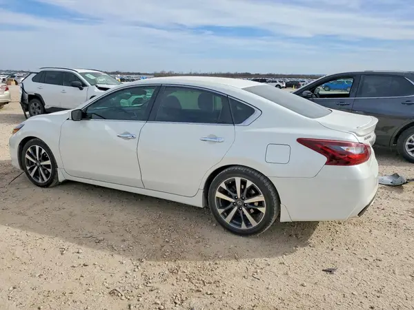 1N4AL3AP5HC280250 2017 NISSAN ALTIMA - Image 2