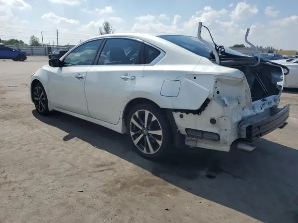 1N4AL3AP5HC280281 2017 NISSAN ALTIMA - Image 2