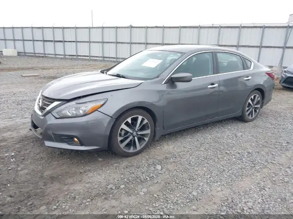 1N4AL3AP5HC284072 2017 NISSAN ALTIMA - Image 2