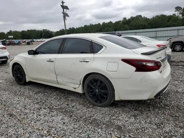 1N4AL3AP5HC284671 2017 NISSAN ALTIMA - Image 2