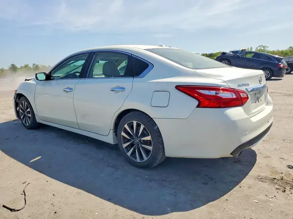 1N4AL3AP5HC284864 2017 NISSAN ALTIMA - Image 2