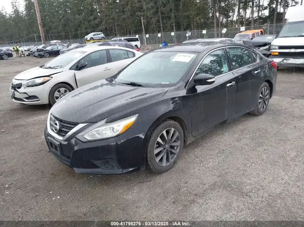 1N4AL3AP5HC285755 2017 NISSAN ALTIMA - Image 2