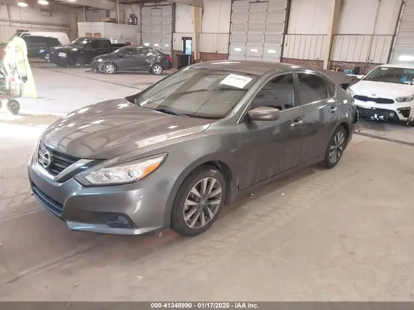1N4AL3AP5HC285920 2017 NISSAN ALTIMA - Image 2