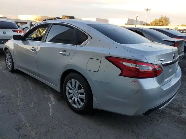 1N4AL3AP5HC288610 2017 NISSAN ALTIMA - Image 2