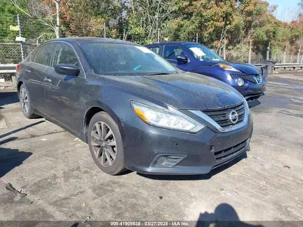 1N4AL3AP5HC289174 2017 NISSAN ALTIMA - Image 1