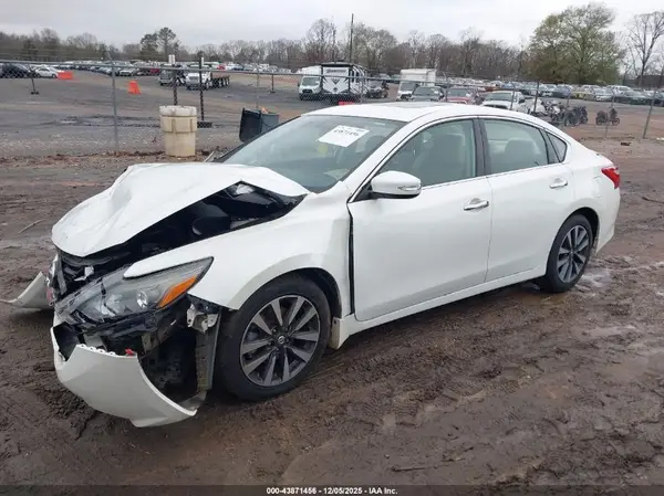 1N4AL3AP5HC290230 2017 NISSAN ALTIMA - Image 2