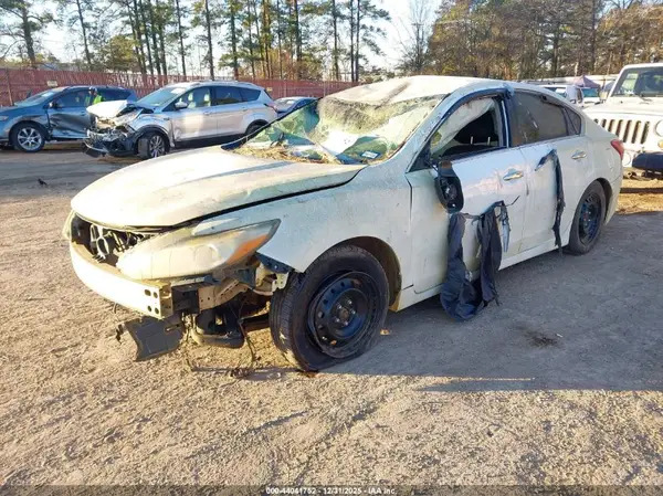 1N4AL3AP5HC293922 2017 NISSAN ALTIMA - Image 2