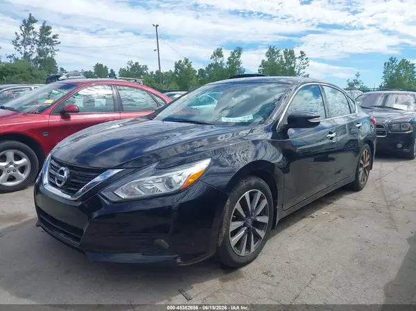 1N4AL3AP5HC294570 2017 NISSAN ALTIMA - Image 2