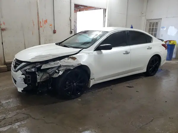 1N4AL3AP5HC470470 2017 NISSAN ALTIMA - Image 1