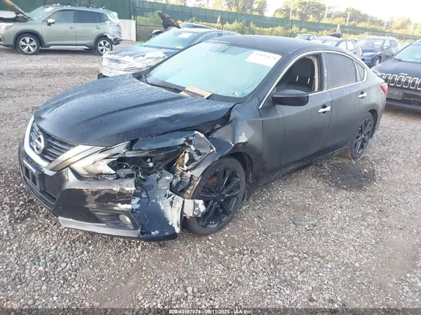 1N4AL3AP5HC472543 2017 NISSAN ALTIMA - Image 2
