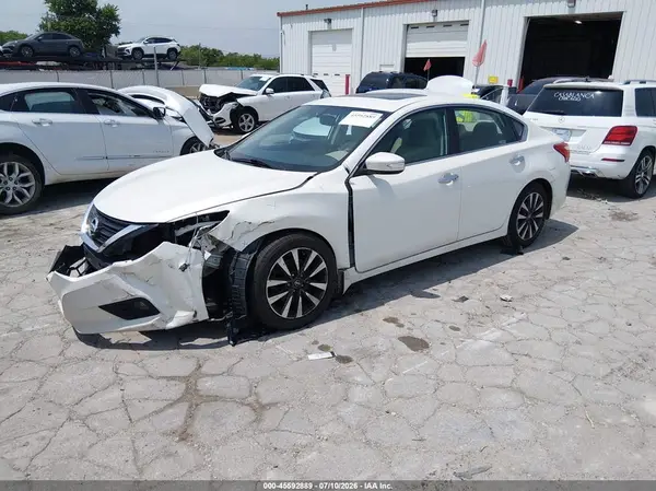1N4AL3AP5HC473272 2017 NISSAN ALTIMA - Image 2