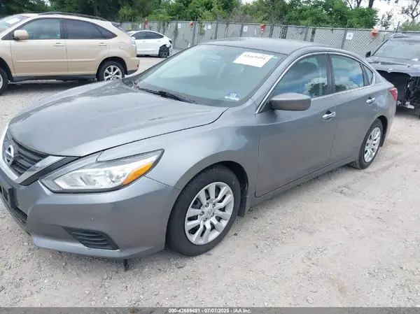 1N4AL3AP5HC473403 2017 NISSAN ALTIMA - Image 2