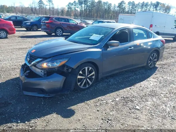 1N4AL3AP5HC473739 2017 NISSAN ALTIMA - Image 2