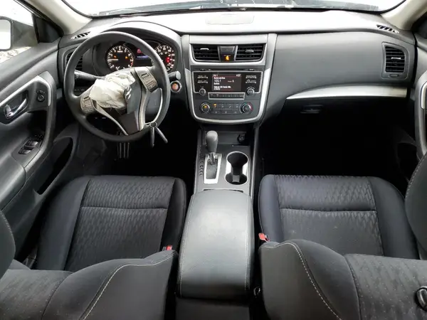 1N4AL3AP5HC475197 2017 NISSAN ALTIMA - Image 8