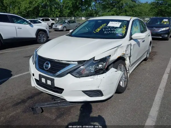 1N4AL3AP5HC476222 2017 NISSAN ALTIMA - Image 2