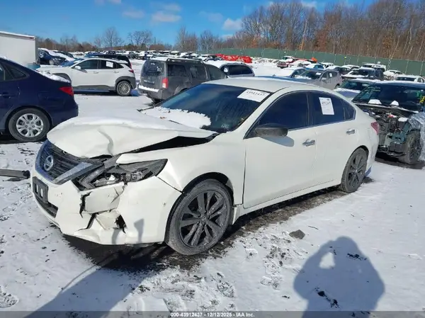 1N4AL3AP5HC482036 2017 NISSAN ALTIMA - Image 2